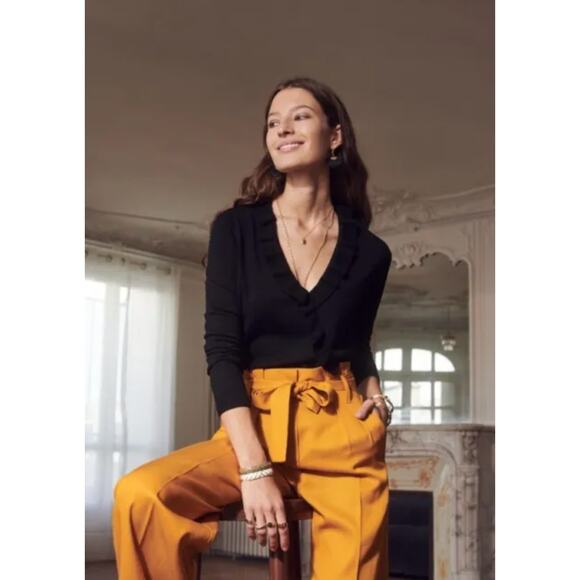 Sezane Kim Black Ruffle Wool V Neck Sweater Jumper Size Medium - Picture 1 of 6